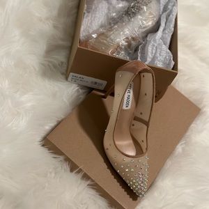 Brand new in box! STEVE MADDEN STUDDED HEELS